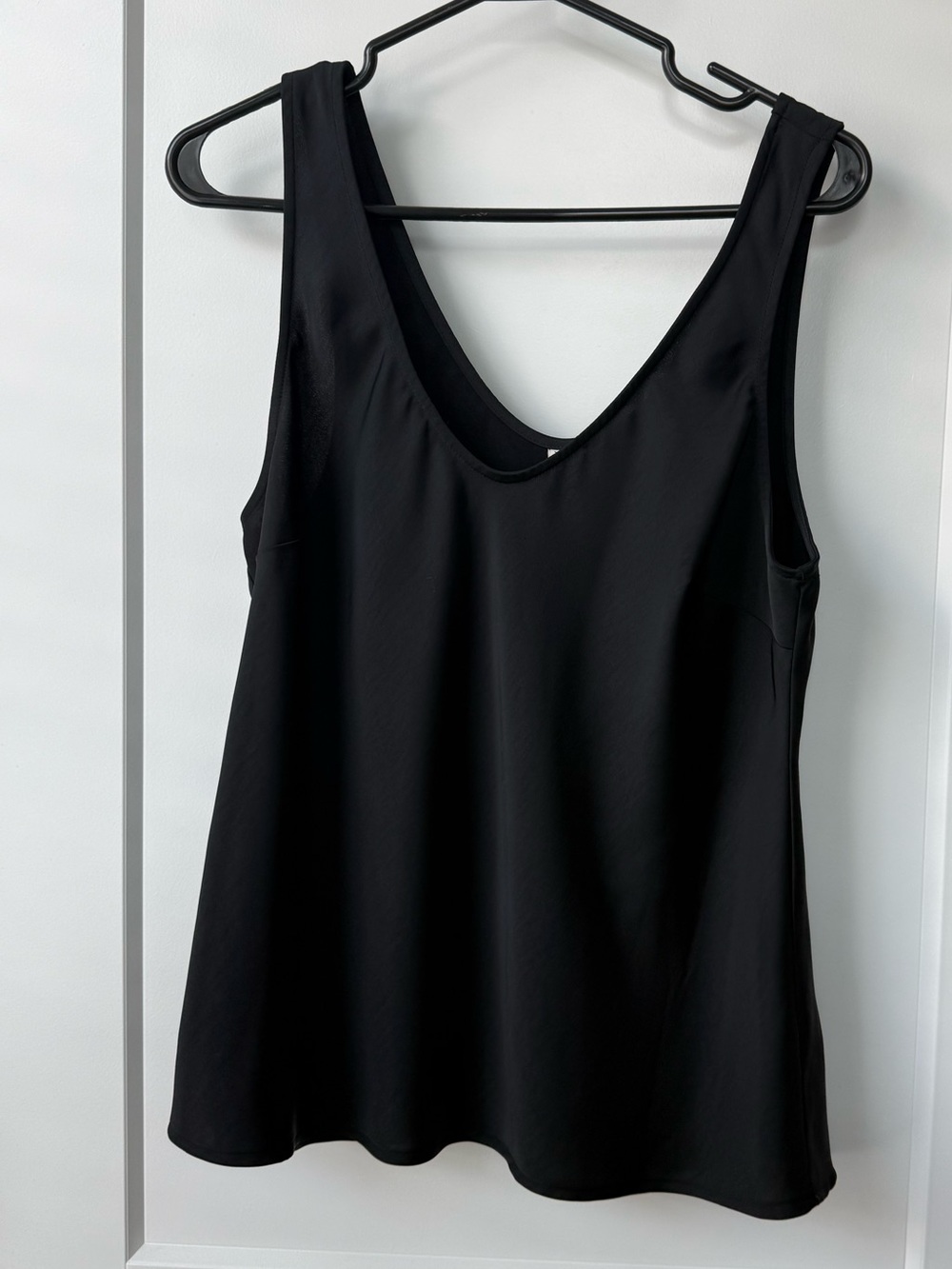 Black Satin Look Sleeveless Shell Tank Blouse Women’s Large